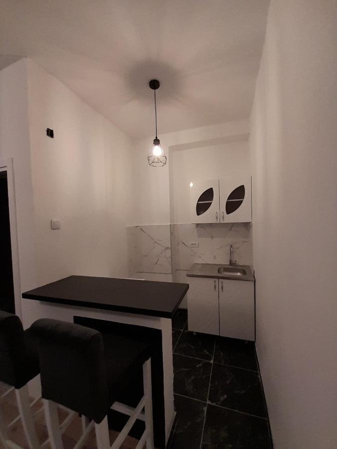 Anni Apartment